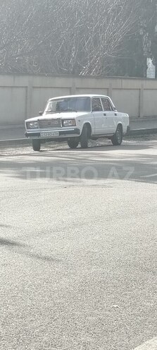 LADA (VAZ) 2107-2