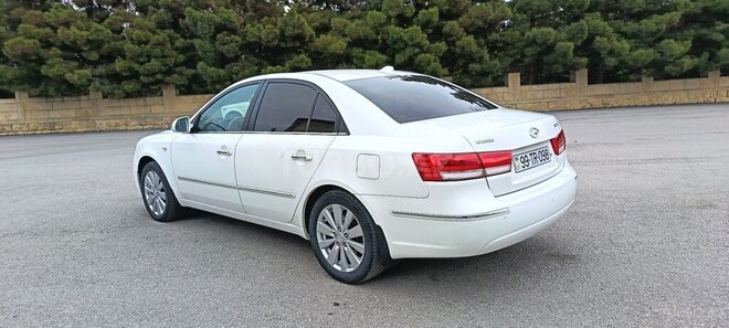 Hyundai Sonata-6