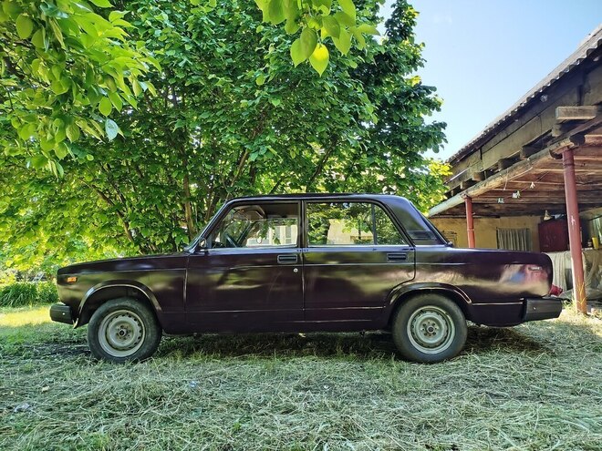 LADA (VAZ) 2107-3