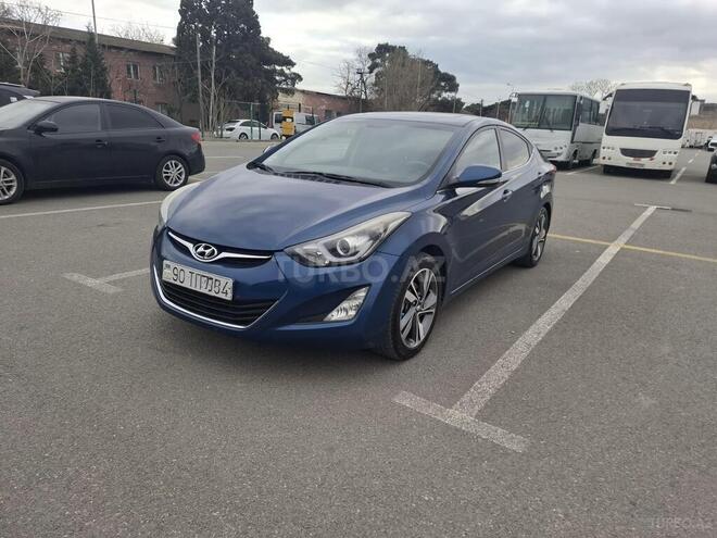 Hyundai Elantra-4