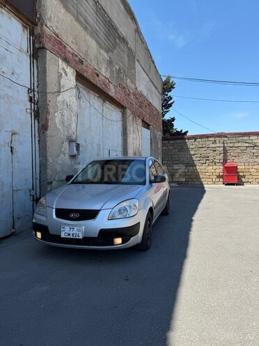 Kia Rio-1
