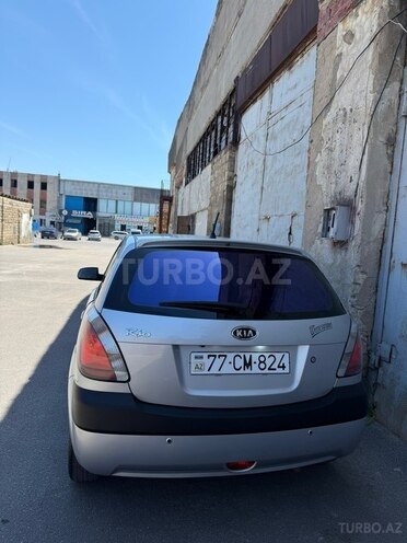 Kia Rio-3