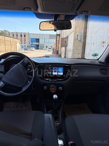 Kia Rio-6
