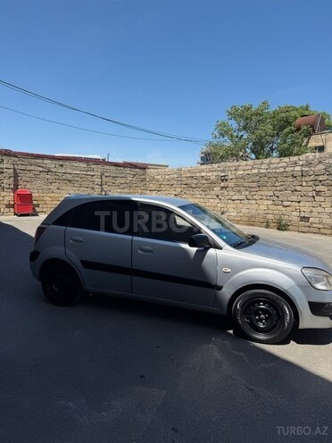 Kia Rio-7