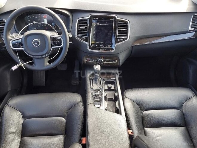 Volvo XC90-6