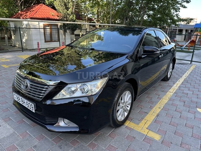 Toyota Camry-4