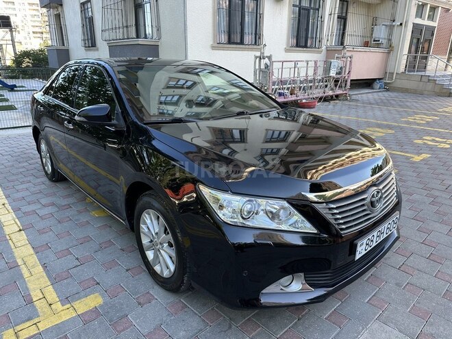Toyota Camry-3