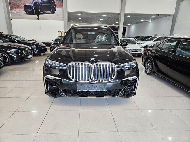 BMW X7-1