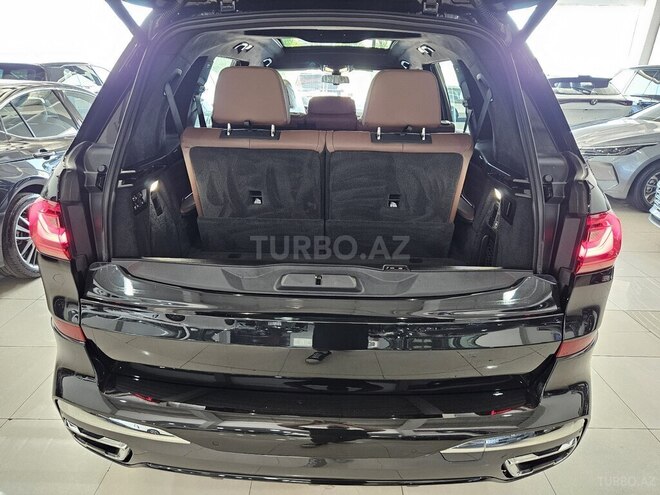 BMW X7-23