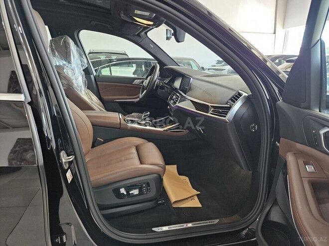 BMW X7-24