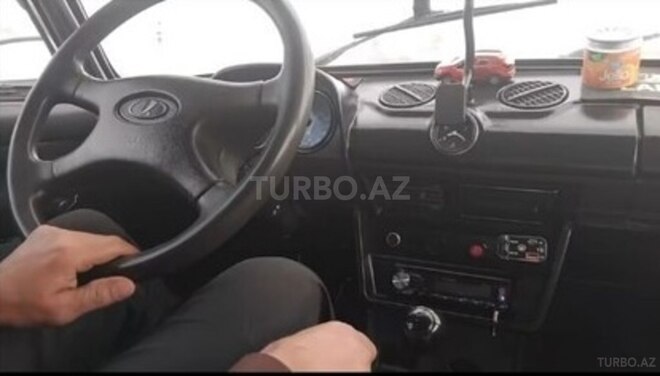 LADA (VAZ) 2106-5