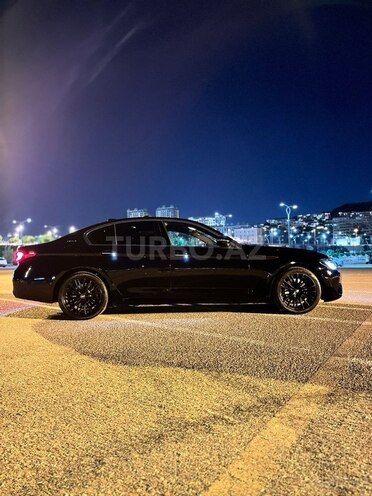 BMW 530e-4