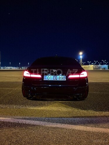 BMW 530e-5