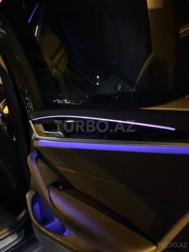 BMW 530e-18