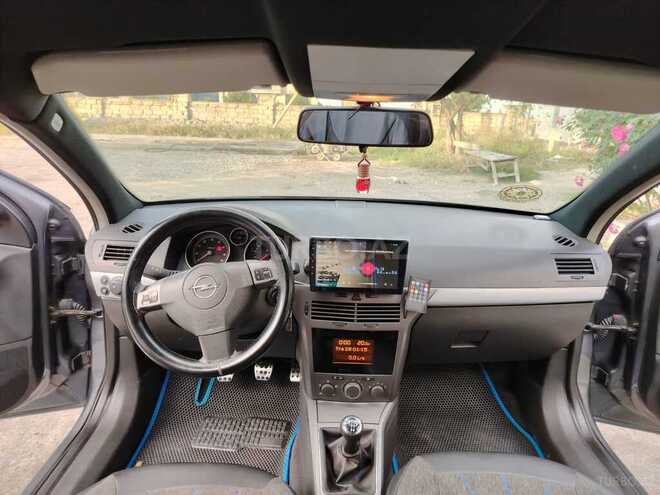 Opel Astra-11