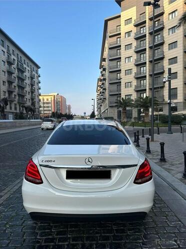 Mercedes C 220 d 4MATIC-2