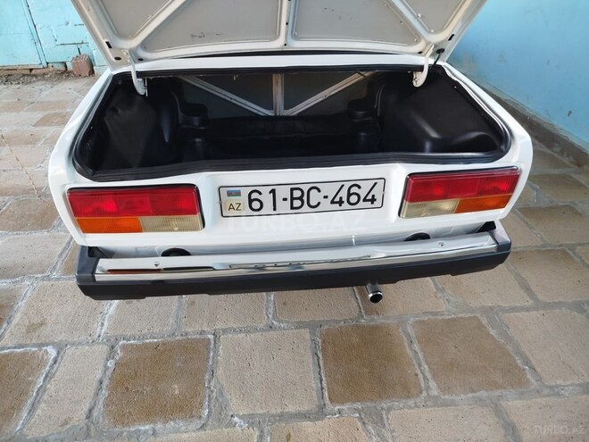 LADA (VAZ) 2107-3
