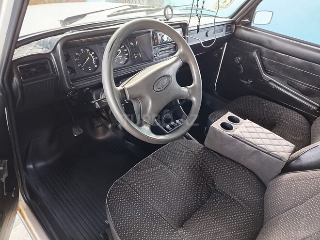 LADA (VAZ) 2107-8