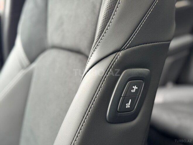 Toyota Camry-18