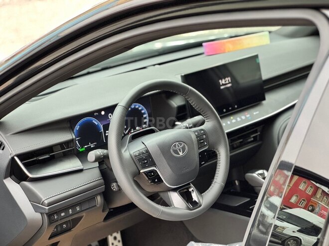 Toyota Camry-10