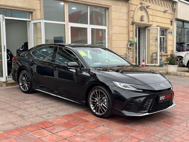 Toyota Camry-8