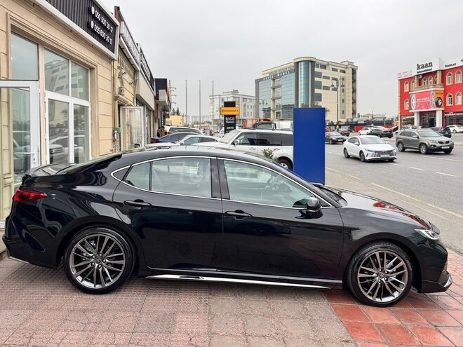 Toyota Camry-7