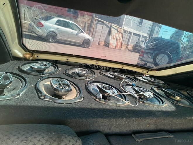 LADA (VAZ) Priora-12