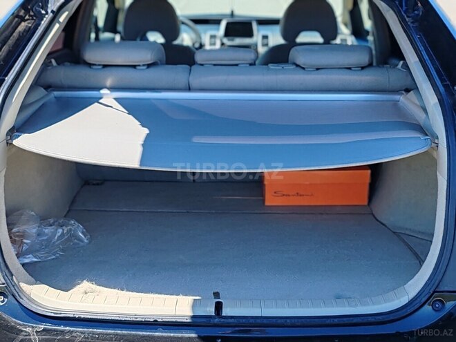 Toyota Prius-2