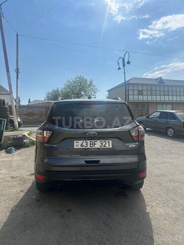 Ford Escape-12