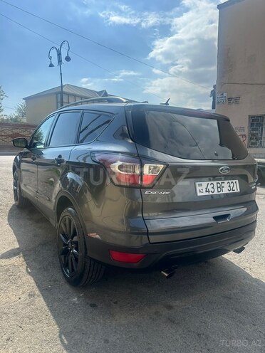 Ford Escape-6