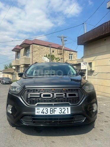 Ford Escape-2
