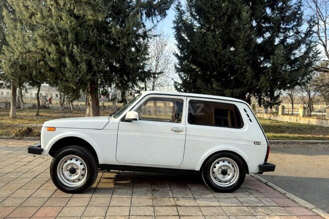 LADA (VAZ) Niva-2