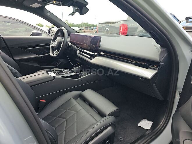 BMW 530-7
