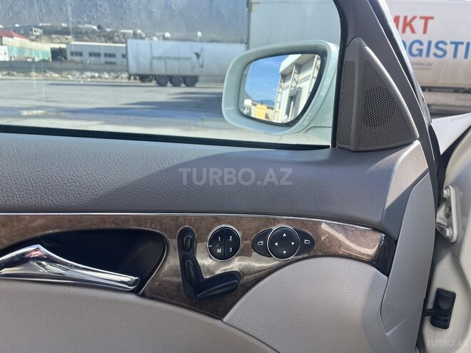 Mercedes E 350-5