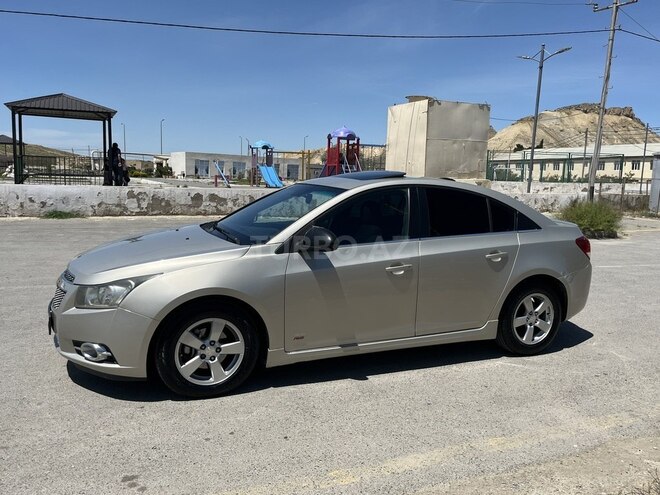 Chevrolet Cruze-6