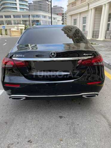Mercedes E 300 e 4MATIC-2