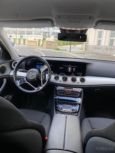 Mercedes E 300 e 4MATIC-10