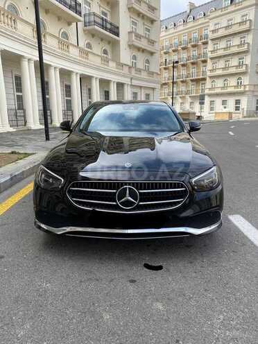 Mercedes E 300 e 4MATIC-1
