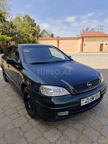 Opel Astra-2
