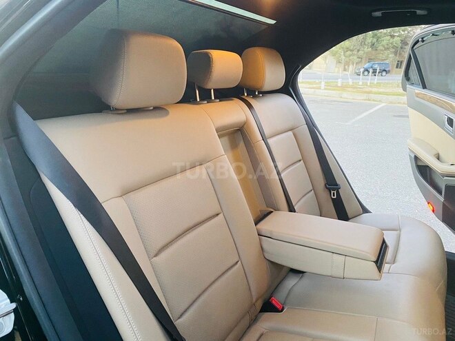 Mercedes E 350-8