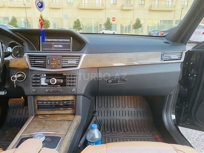 Mercedes E 350-6