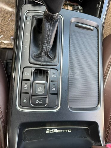 Kia Sorento-10