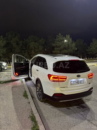 Kia Sorento-5
