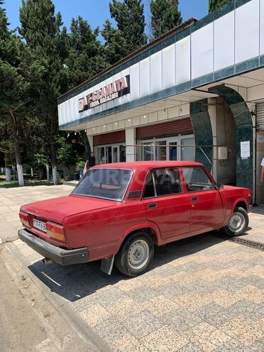 LADA (VAZ) 2107-4