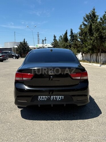 Kia Rio-2
