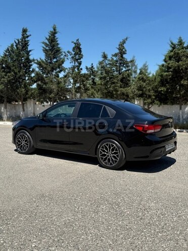 Kia Rio-8
