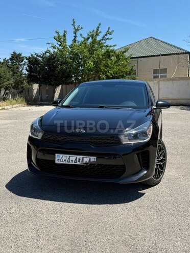 Kia Rio-5
