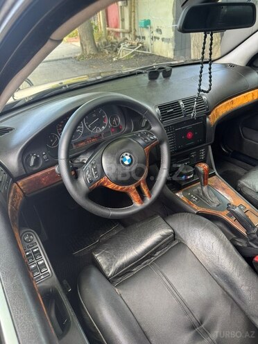 BMW 525-7