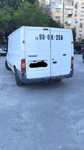 Ford Transit-7