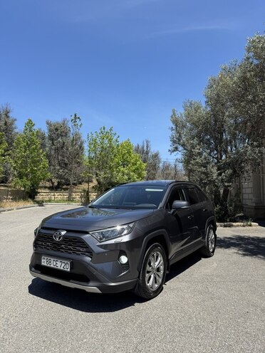 Toyota RAV4-1